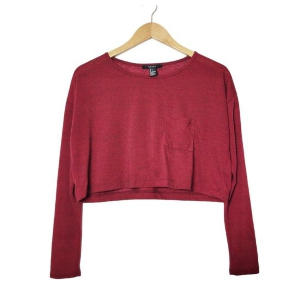 Forever 21 Heathered Maroon Long Sleeve Boxy Cropped T Shirt w Breast Pocket